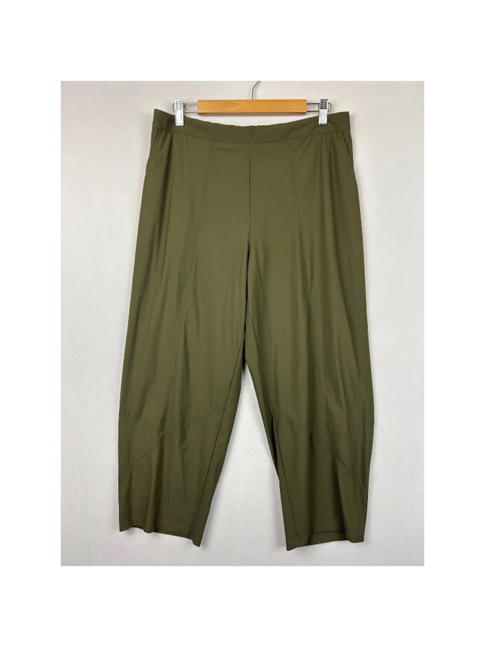 JASON FOR COMFY USA Olive Wide-Leg Pull-On Pants matching vest  $39 in my closet